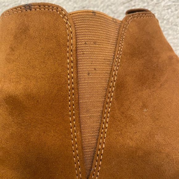 Express Camel Suede Heeled Booties Size 9 - Picture 6 of 7